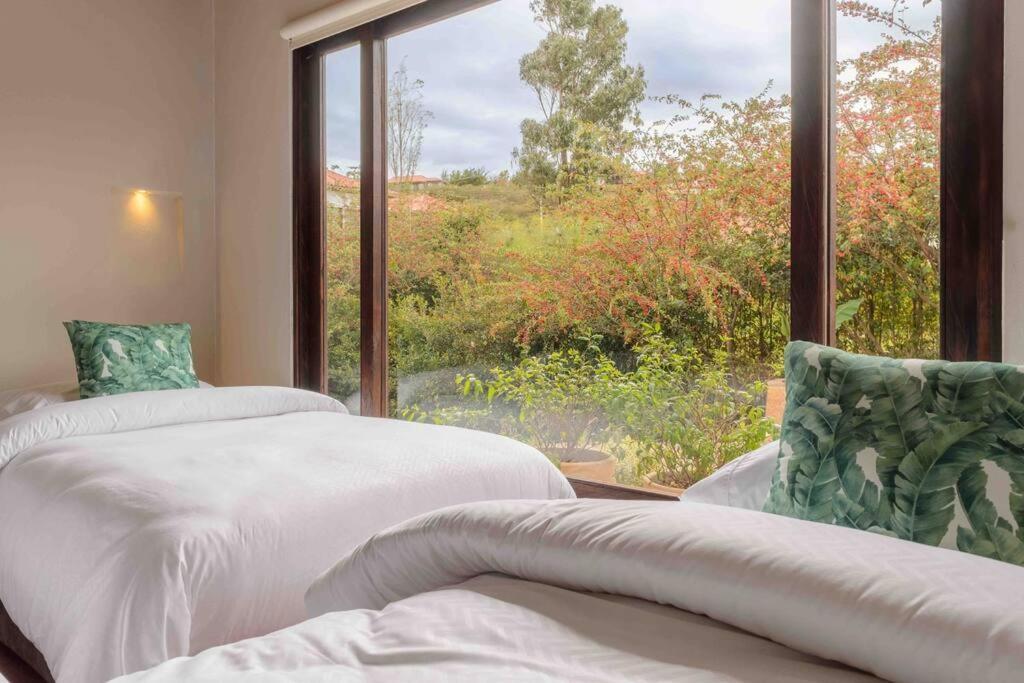 Casa De Flores- Bugambilias Holiday home