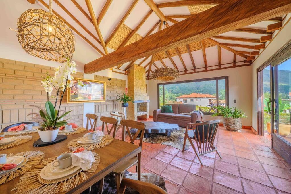 Casa De Flores- Bugambilias Holiday home *