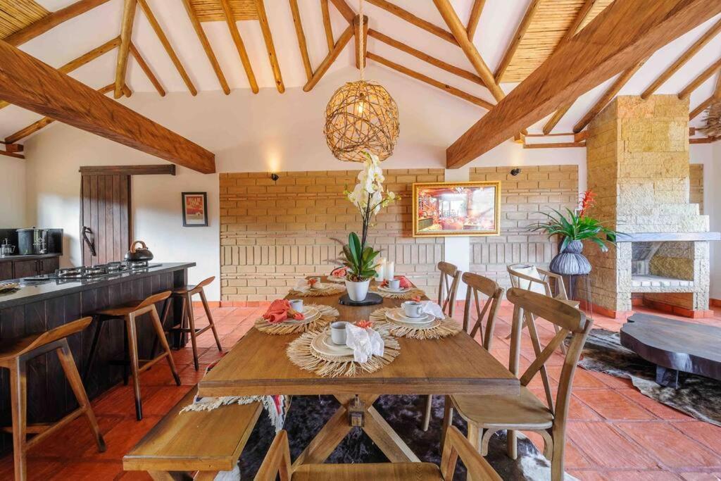 Casa De Flores- Bugambilias Holiday home