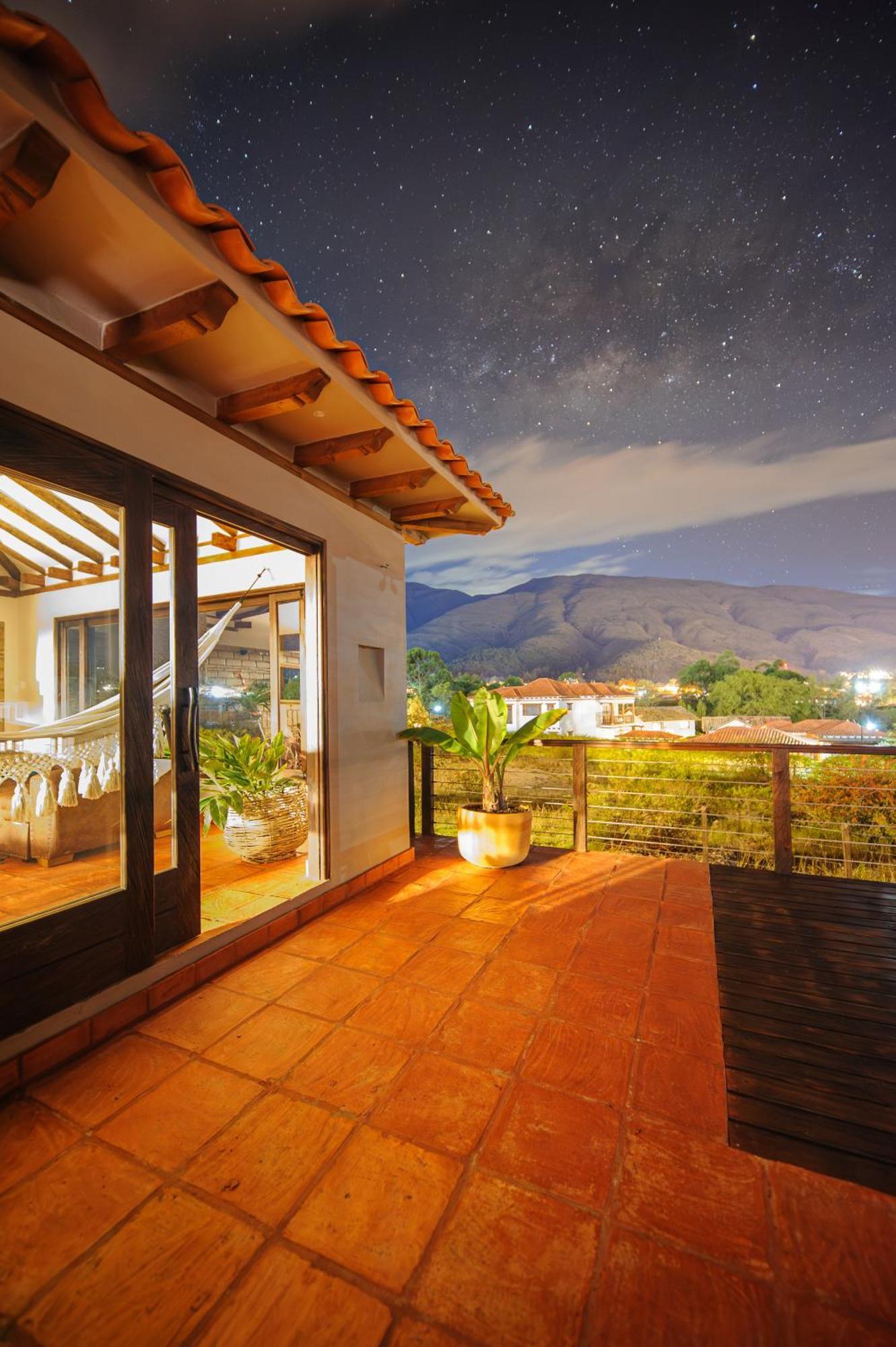 Casa De Flores- Bugambilias * Villa de Leyva